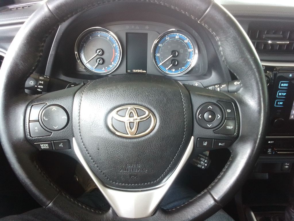 2017 Toyota Corolla Image 8