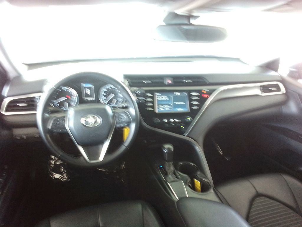 2018 Toyota Camry Image 7