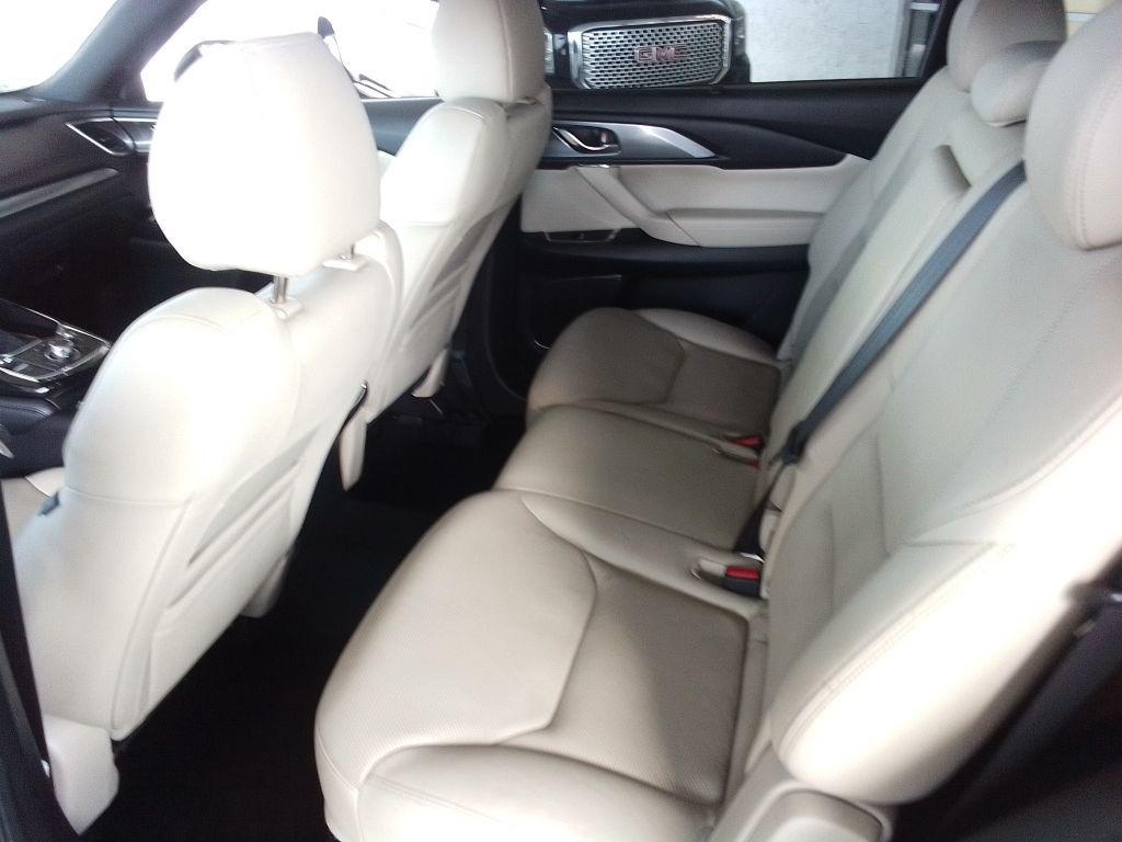2018 Mazda CX-9 Image 18