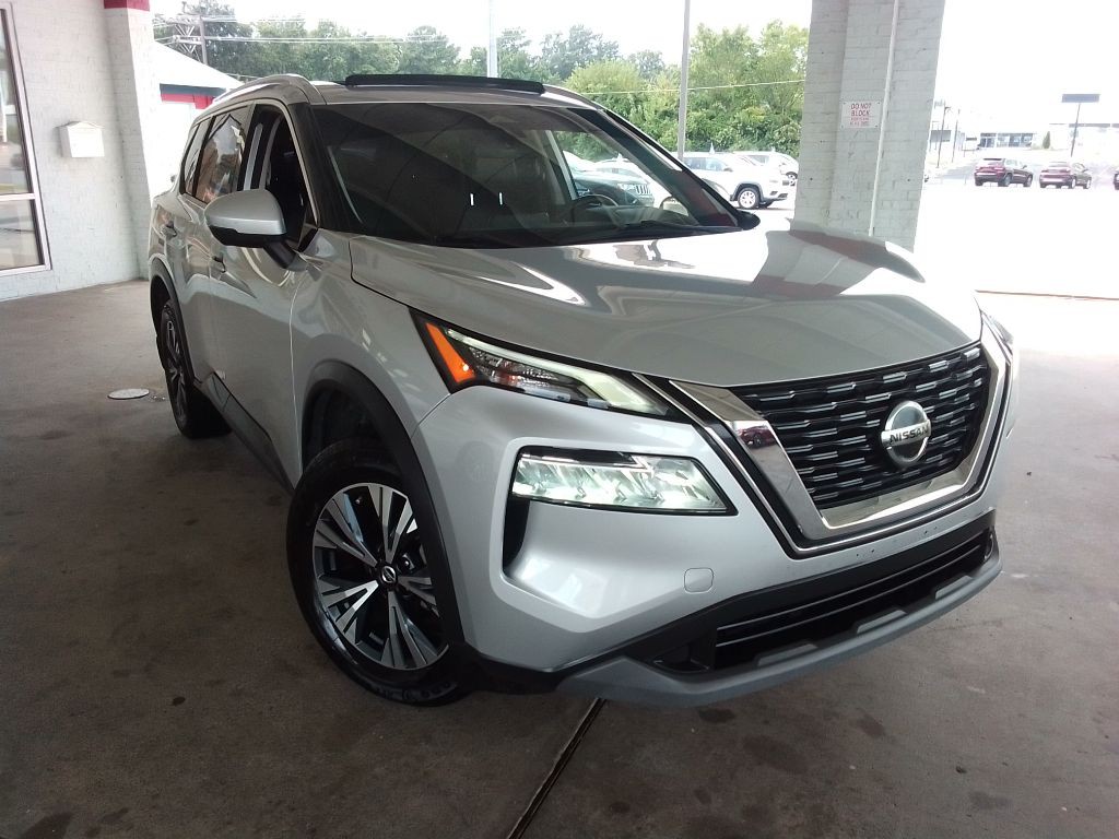 2021 Nissan Rogue Image 2
