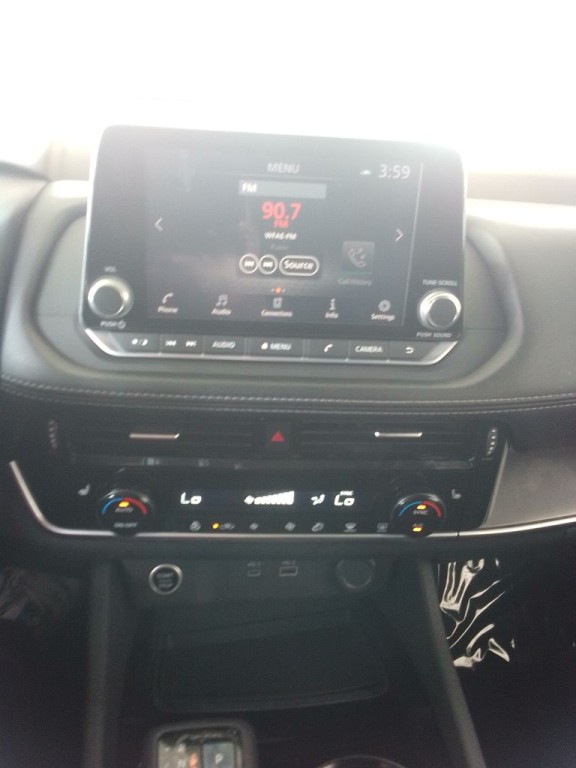 2021 Nissan Rogue Image 10