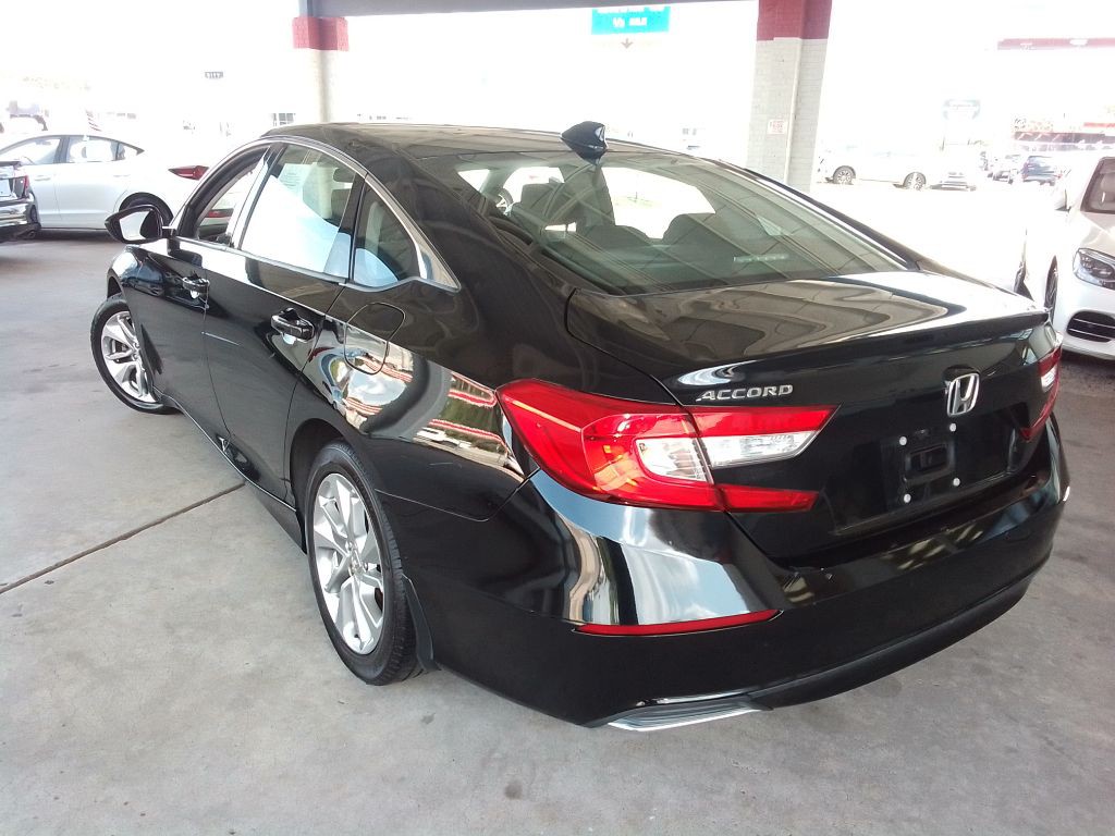2019 Honda Accord Image 4