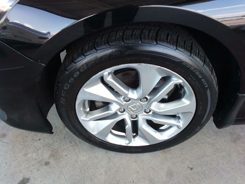 2019 Honda Accord Image 24