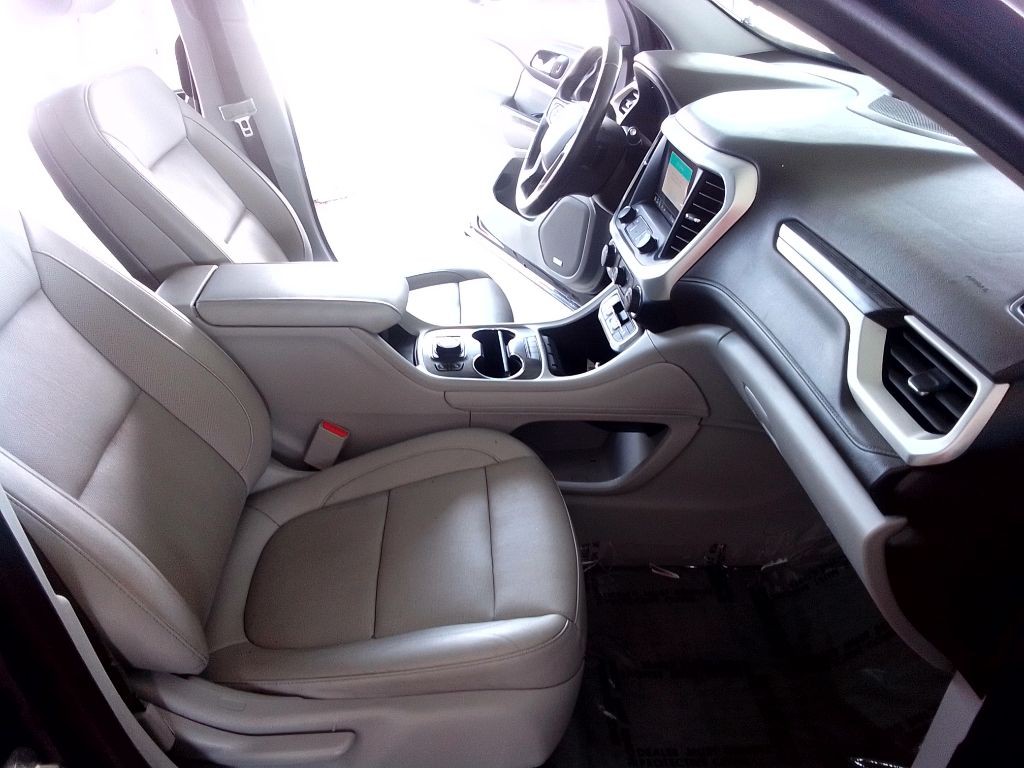 2020 GMC Acadia Image 20