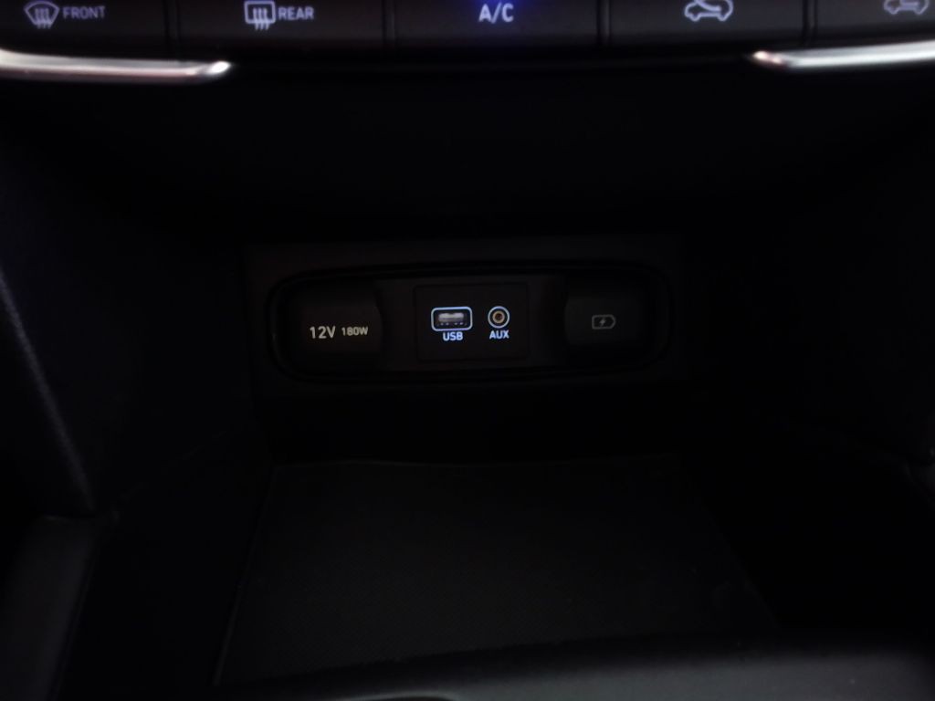 2019 Hyundai Santa Fe Image 12