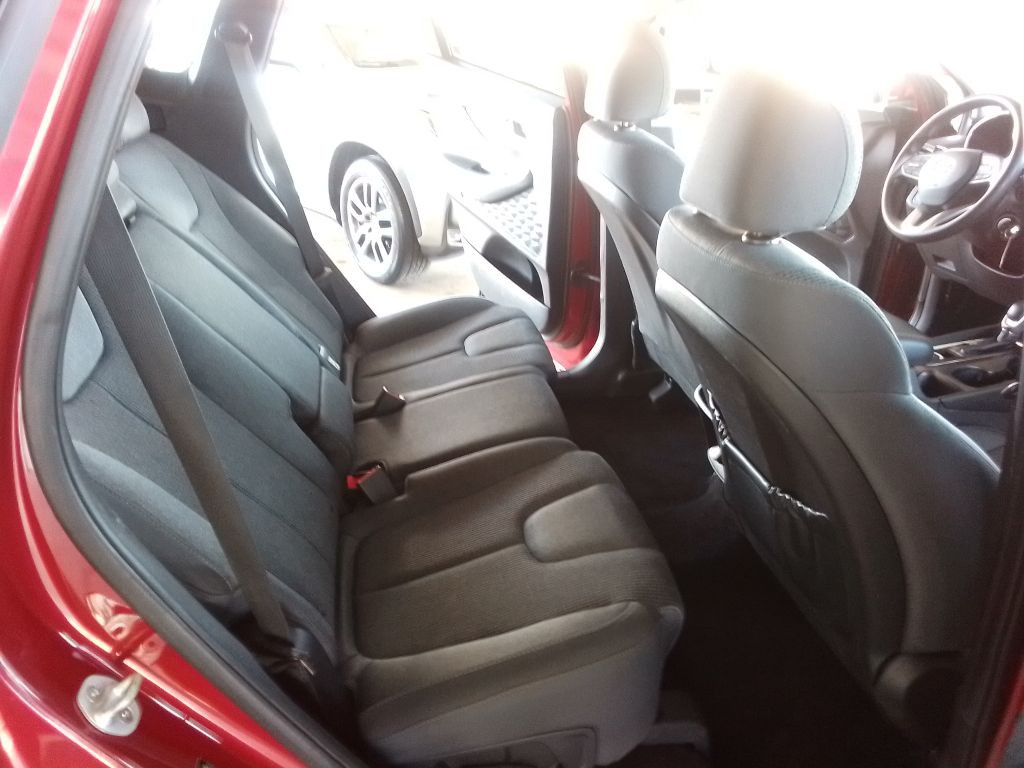 2019 Hyundai Santa Fe Image 16