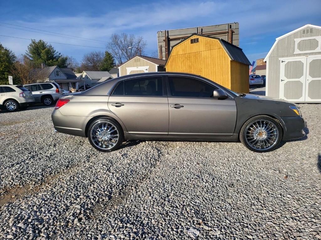 2006 Toyota Avalon Image 2