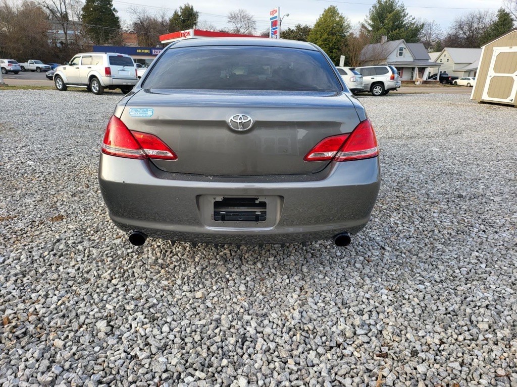 2006 Toyota Avalon Image 3
