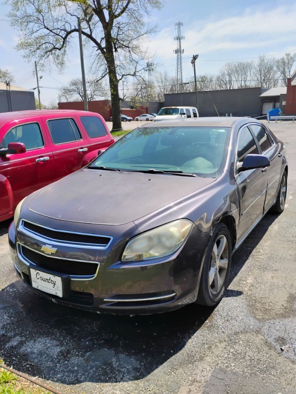 2010 Chevrolet Malibu Image 1