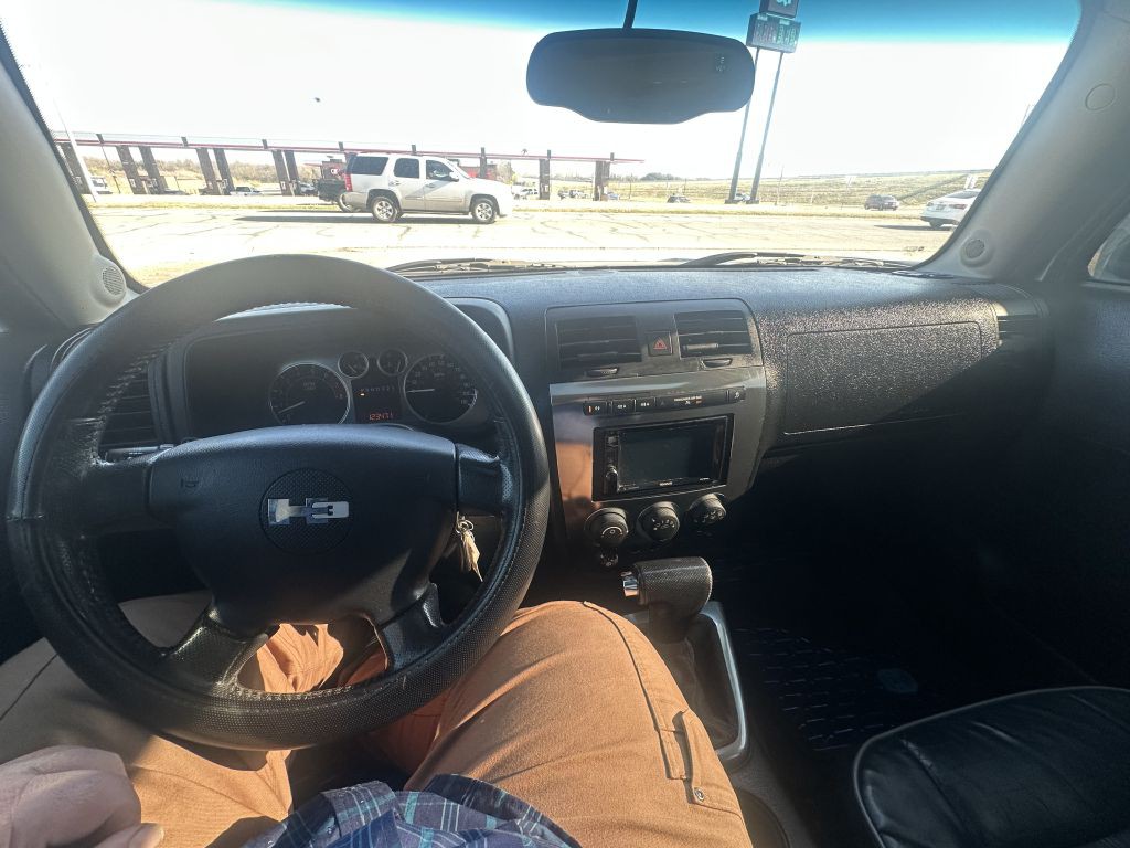 2006 HUMMER H3 Image 6