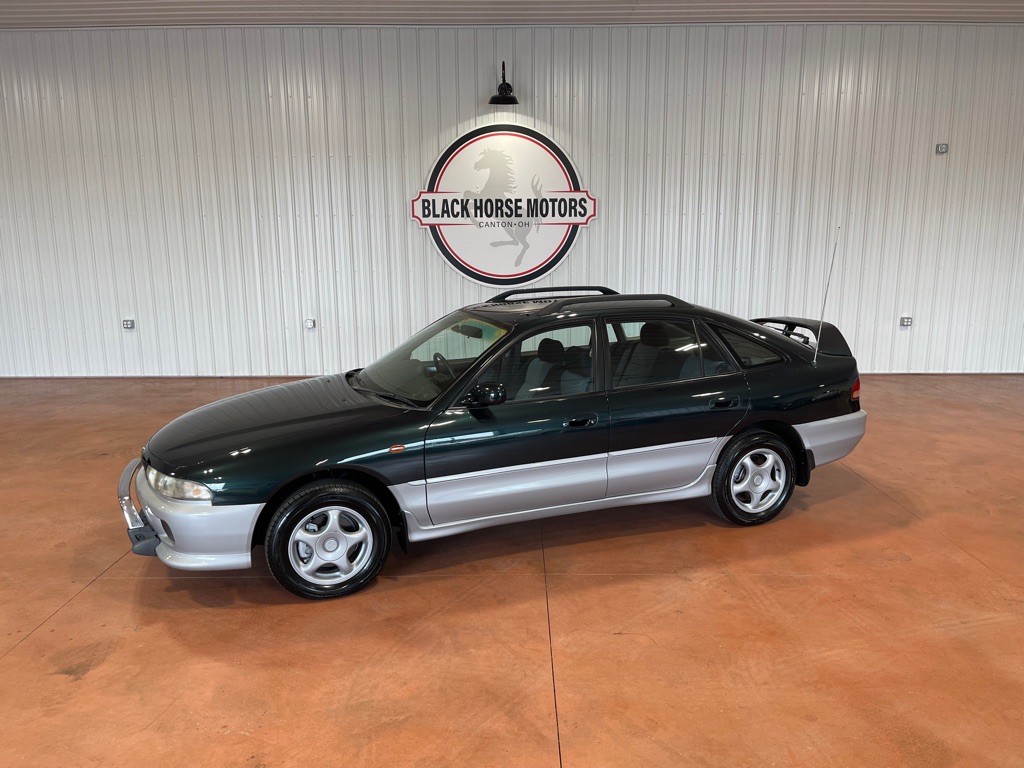 1994 Mitsubishi Galant Image 1