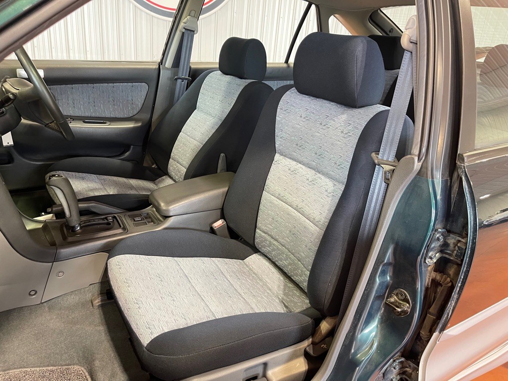 1994 Mitsubishi Galant Image 19