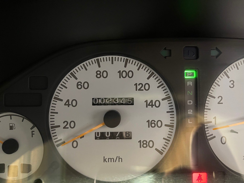 1994 Mitsubishi Galant Image 29