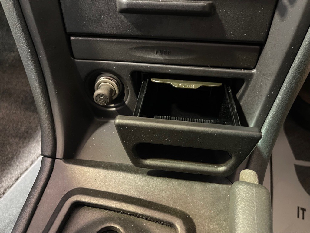 1994 Mitsubishi Galant Image 34