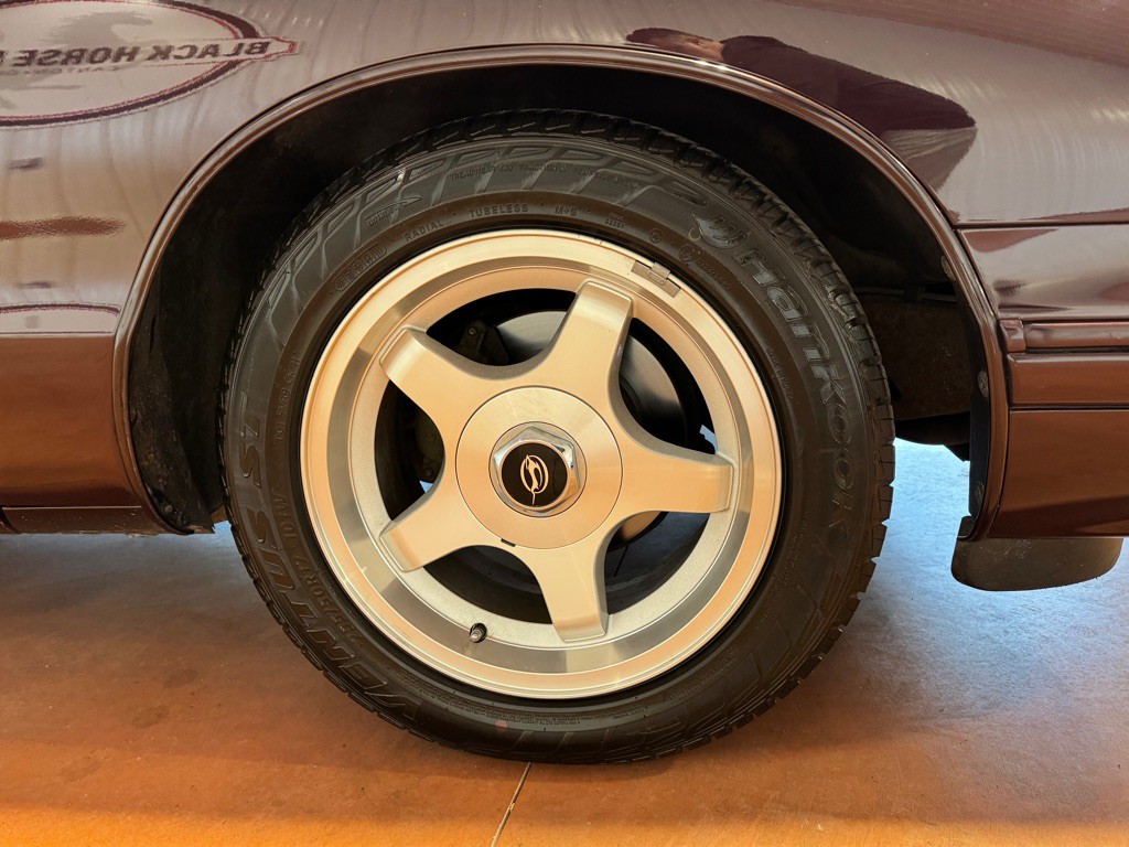 1995 Chevrolet Impala Image 15