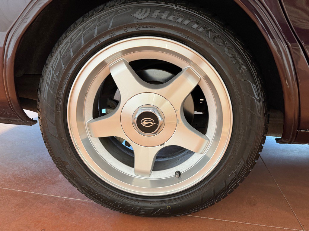 1995 Chevrolet Impala Image 16