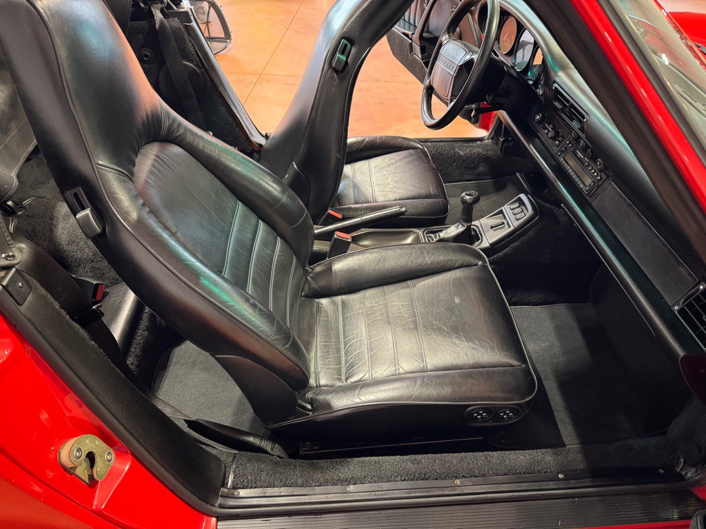 1990 Porsche 911 Image 30