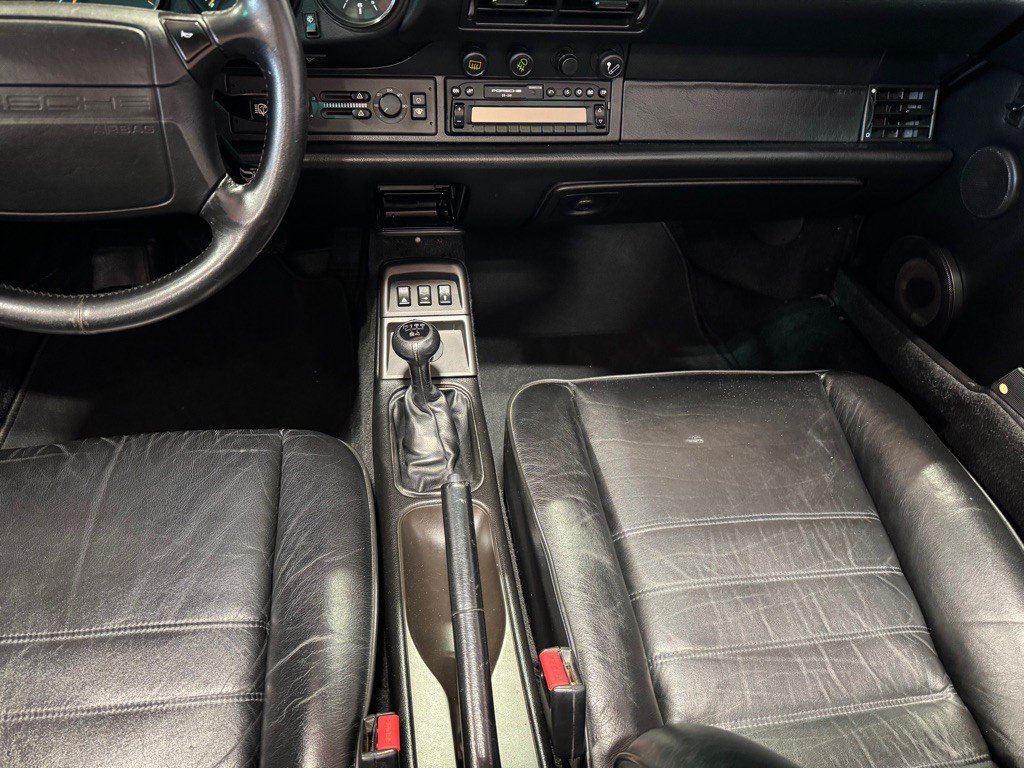 1990 Porsche 911 Image 38
