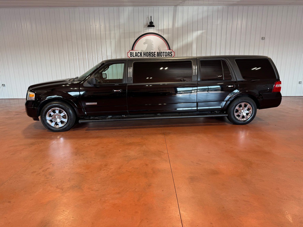 2008 Ford Expedition Image 1