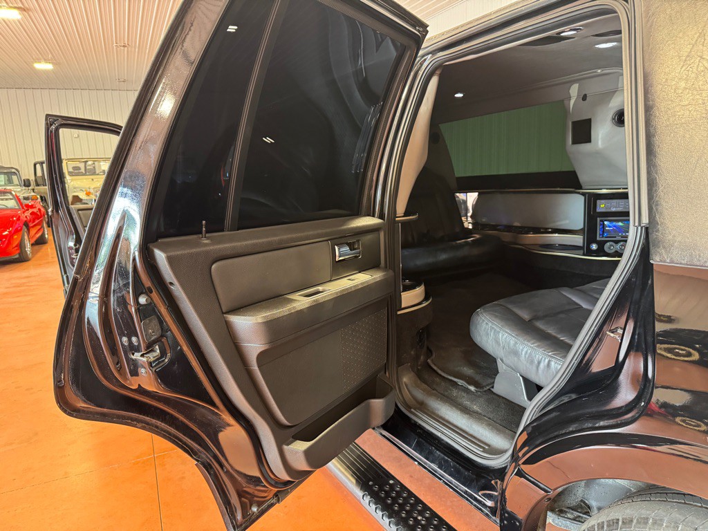 2008 Ford Expedition Image 17