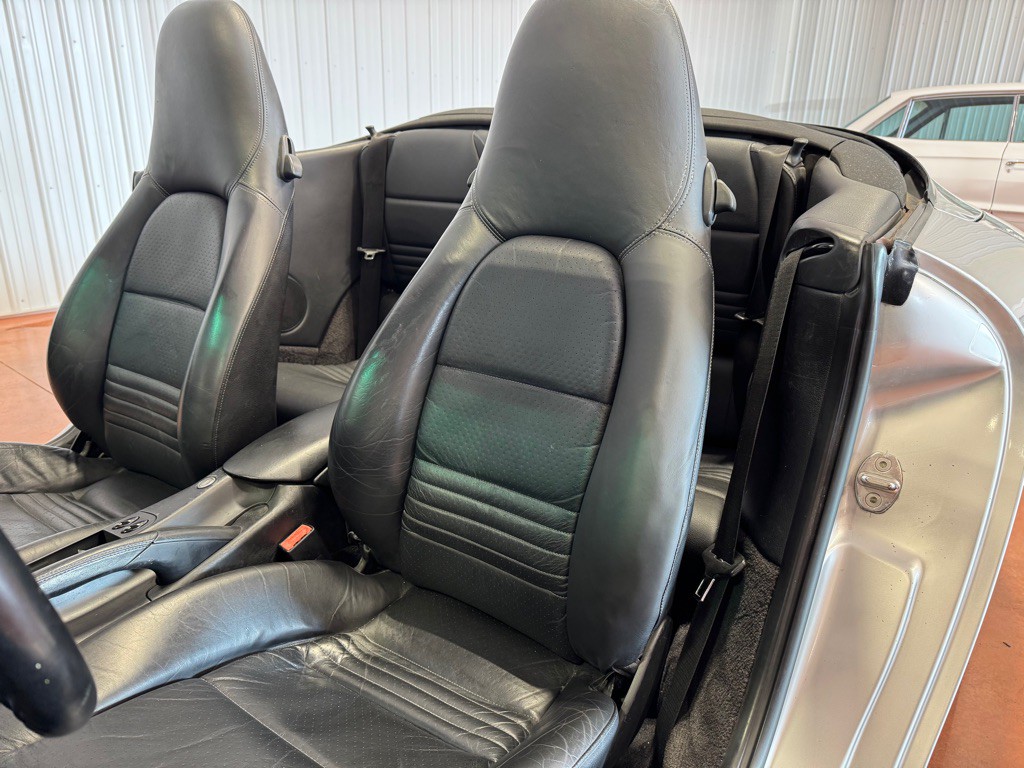 2001 Porsche 911 Image 20