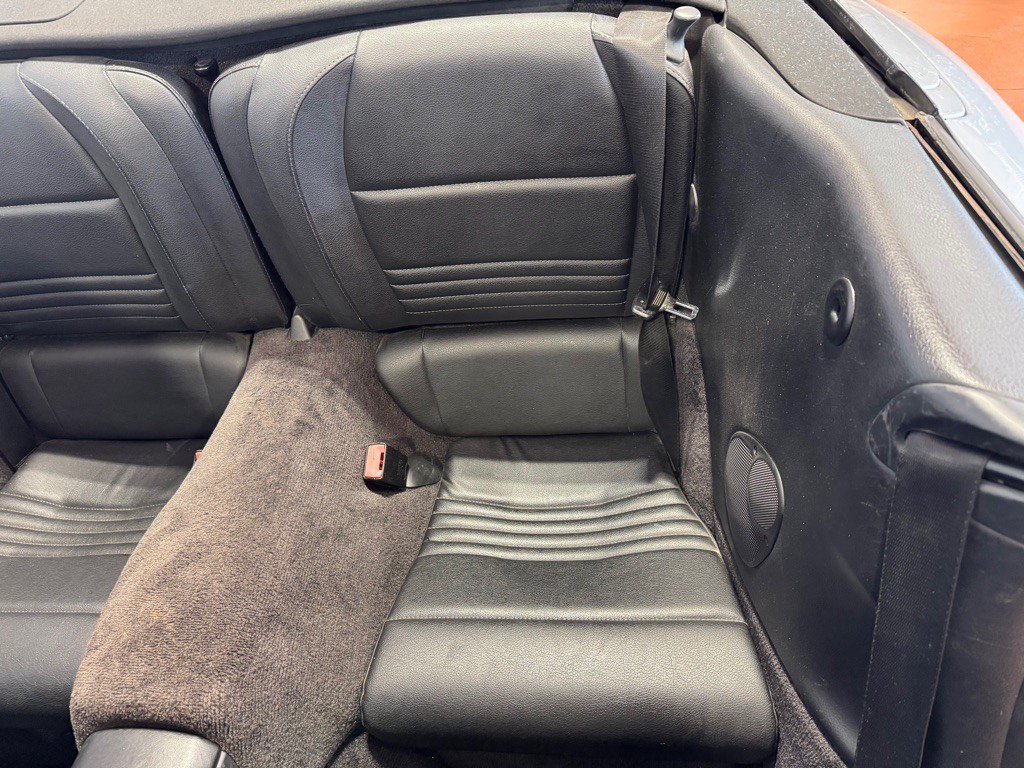2001 Porsche 911 Image 22