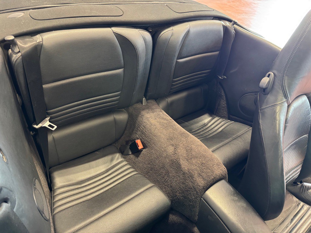 2001 Porsche 911 Image 26