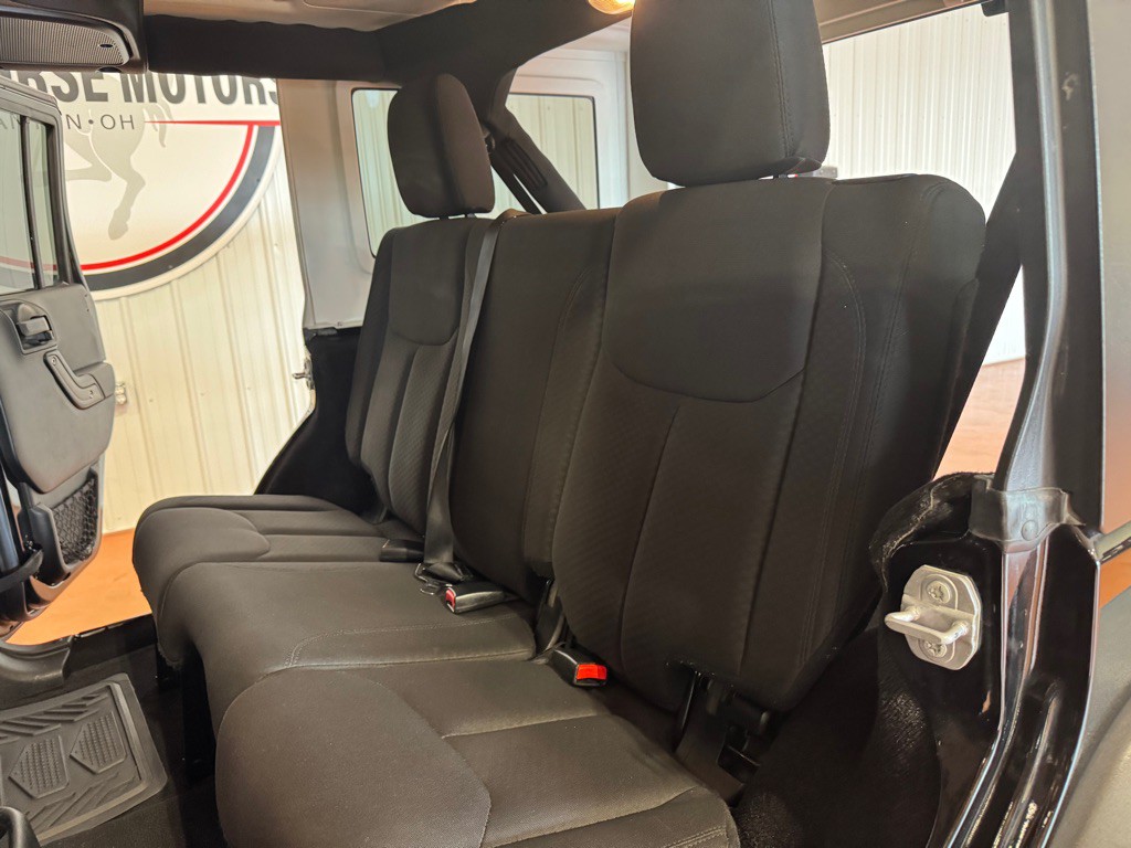 2017 Jeep Wrangler Unlimited Image 19