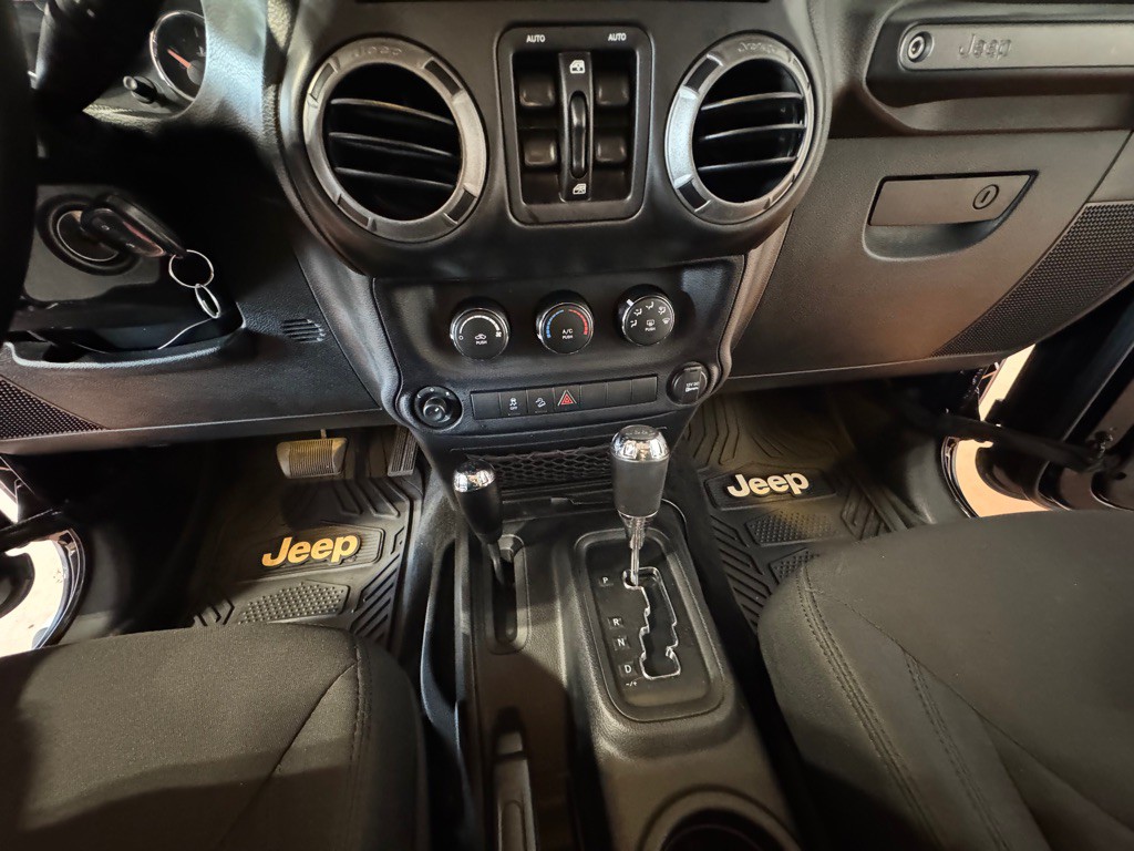 2017 Jeep Wrangler Unlimited Image 28