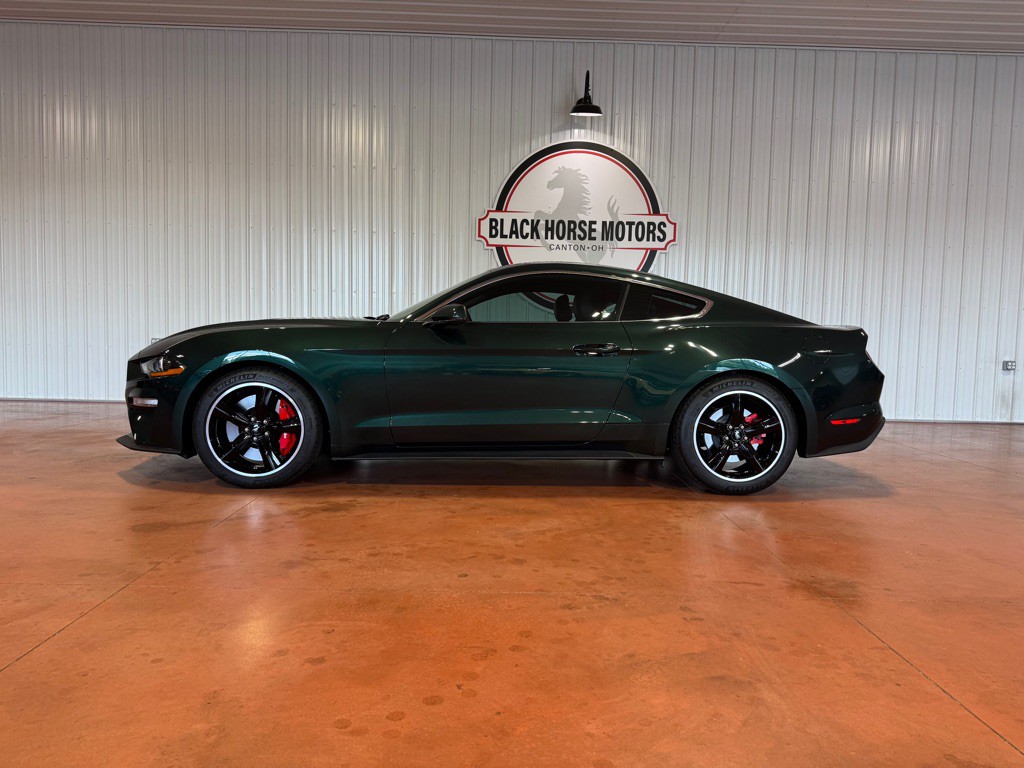 2019 Ford Mustang Image 2