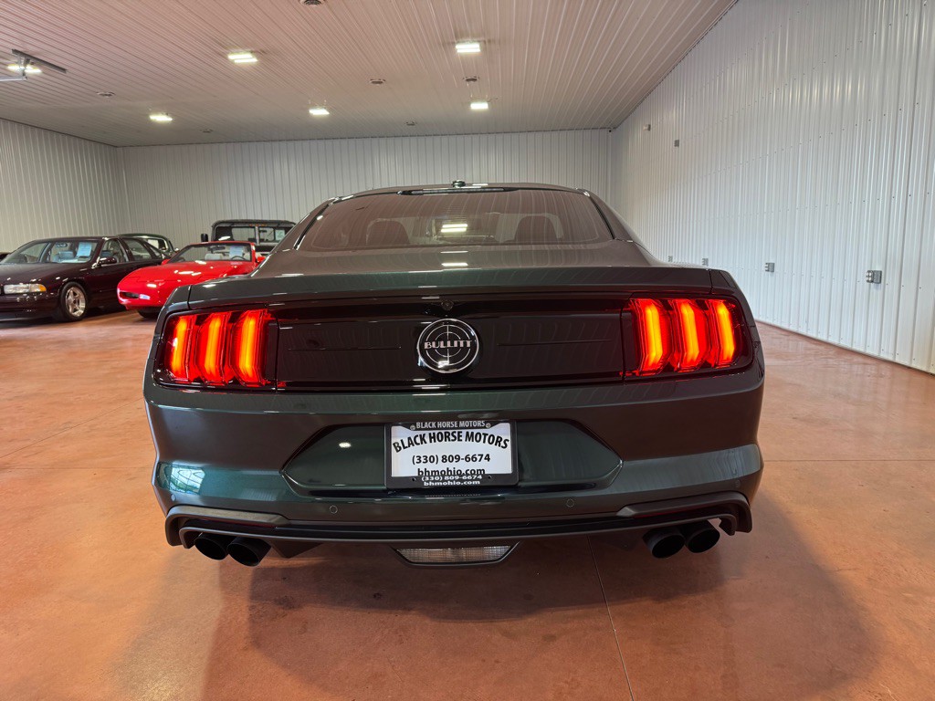 2019 Ford Mustang Image 8