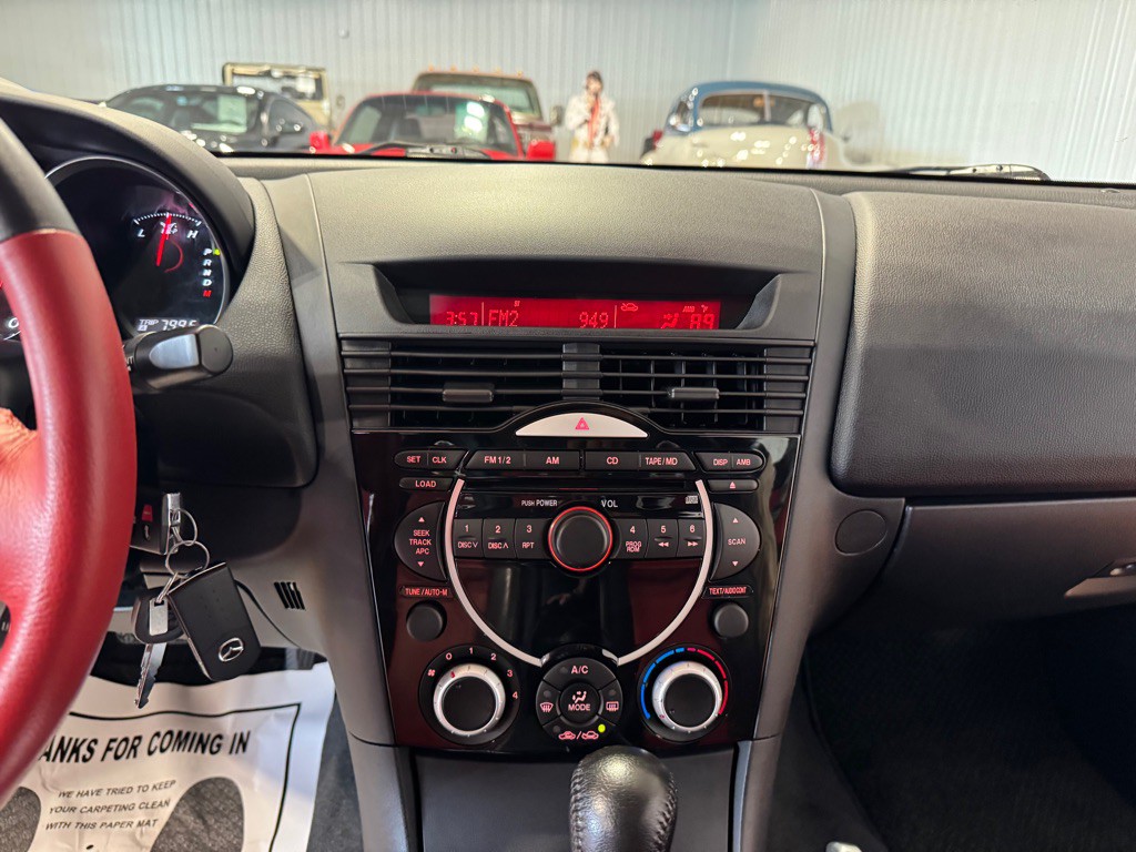 2005 Mazda RX-8 Image 30