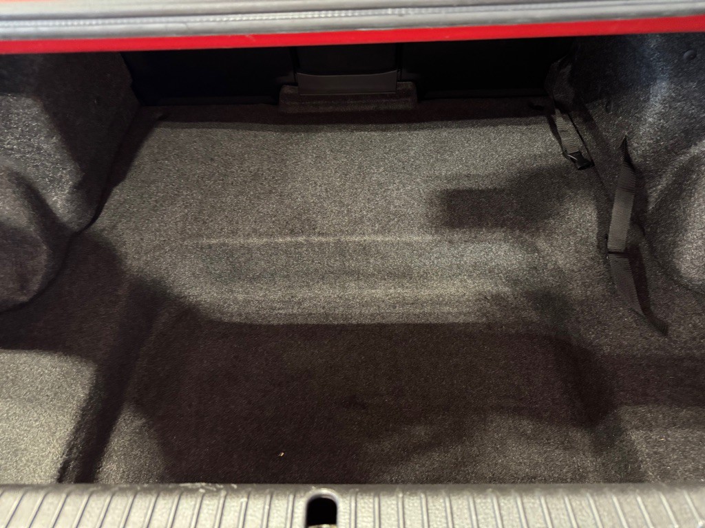 2005 Mazda RX-8 Image 34