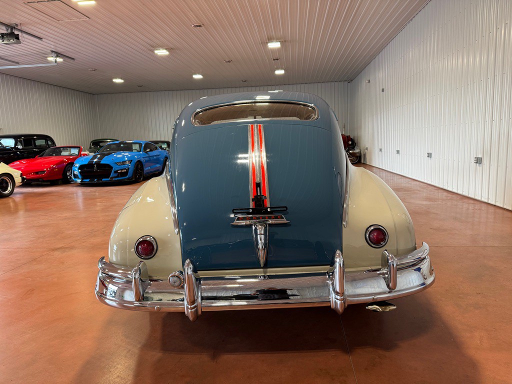 1948 Pontiac Silver Streak Image 9