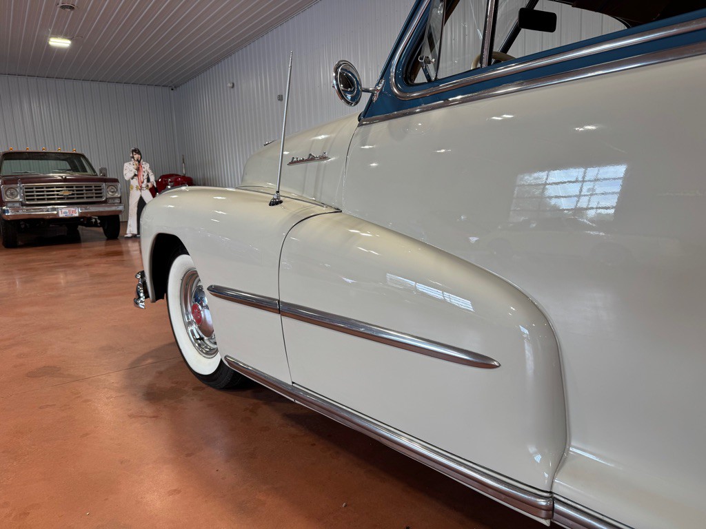 1948 Pontiac Silver Streak Image 11