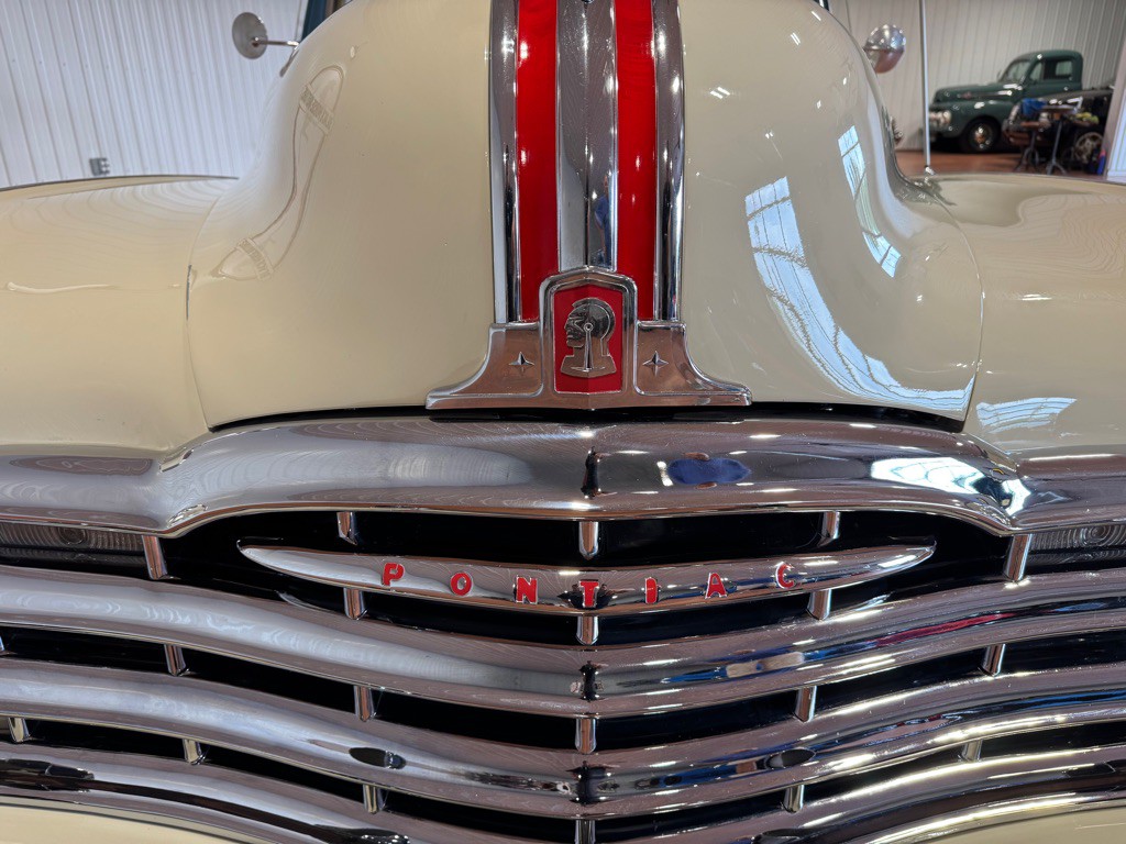 1948 Pontiac Silver Streak Image 14