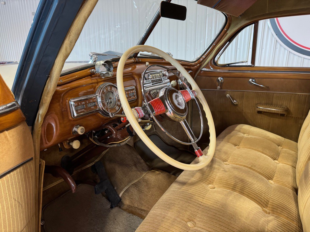 1948 Pontiac Silver Streak Image 17