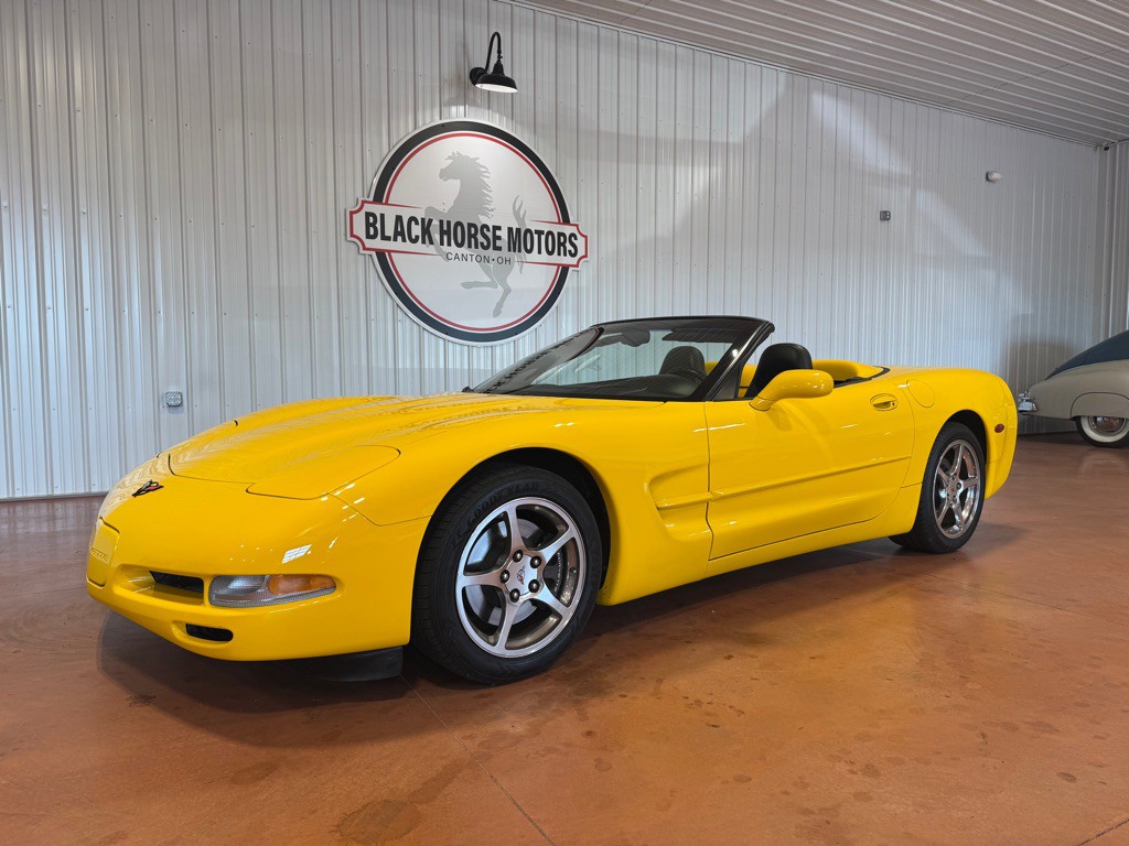 2004 Chevrolet Corvette Image 4