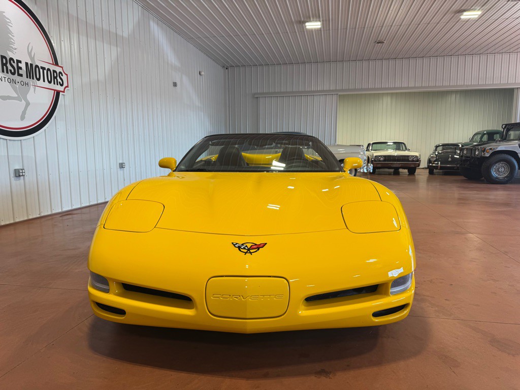 2004 Chevrolet Corvette Image 6