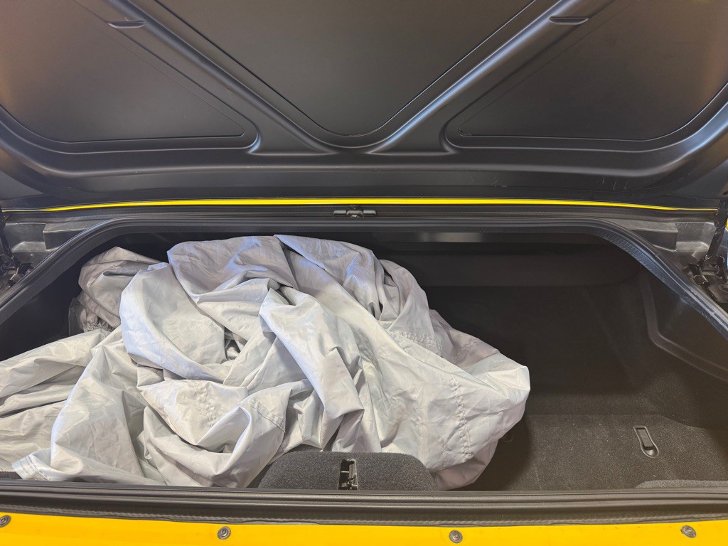 2004 Chevrolet Corvette Image 32