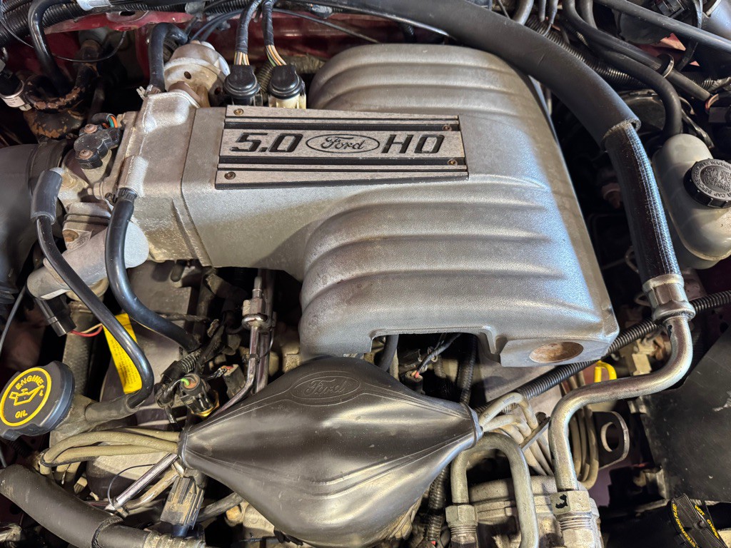 1988 Ford Mustang Image 35
