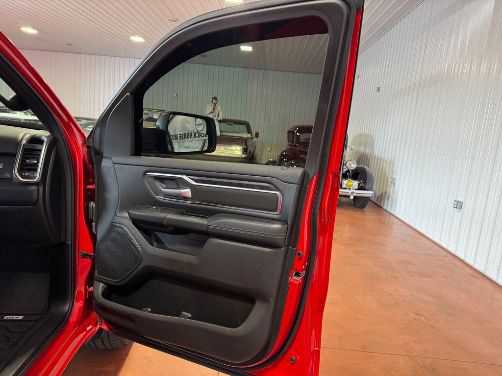 2024 RAM 1500 Image 23