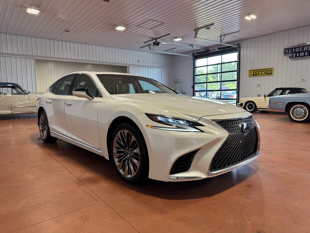 2018 Lexus LS Image 6