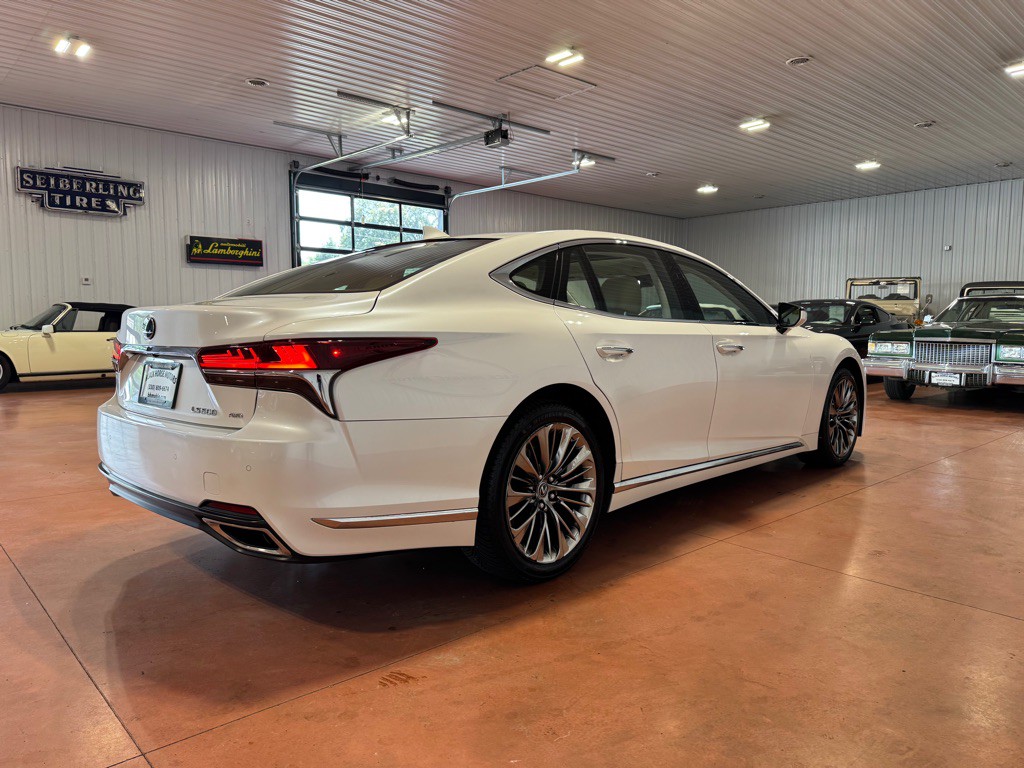 2018 Lexus LS Image 8