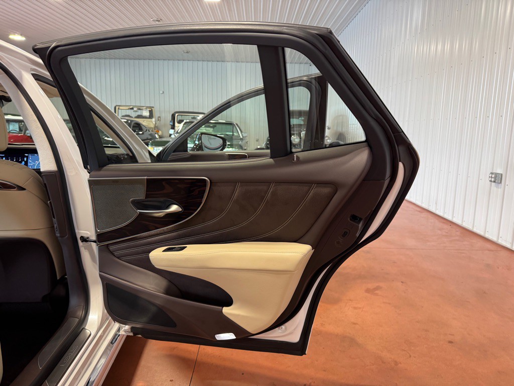 2018 Lexus LS Image 29