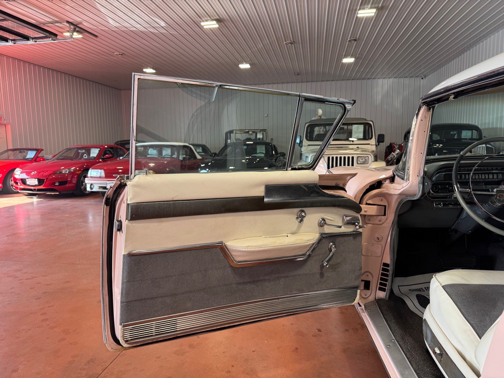 1957 Cadillac DeVille Image 17