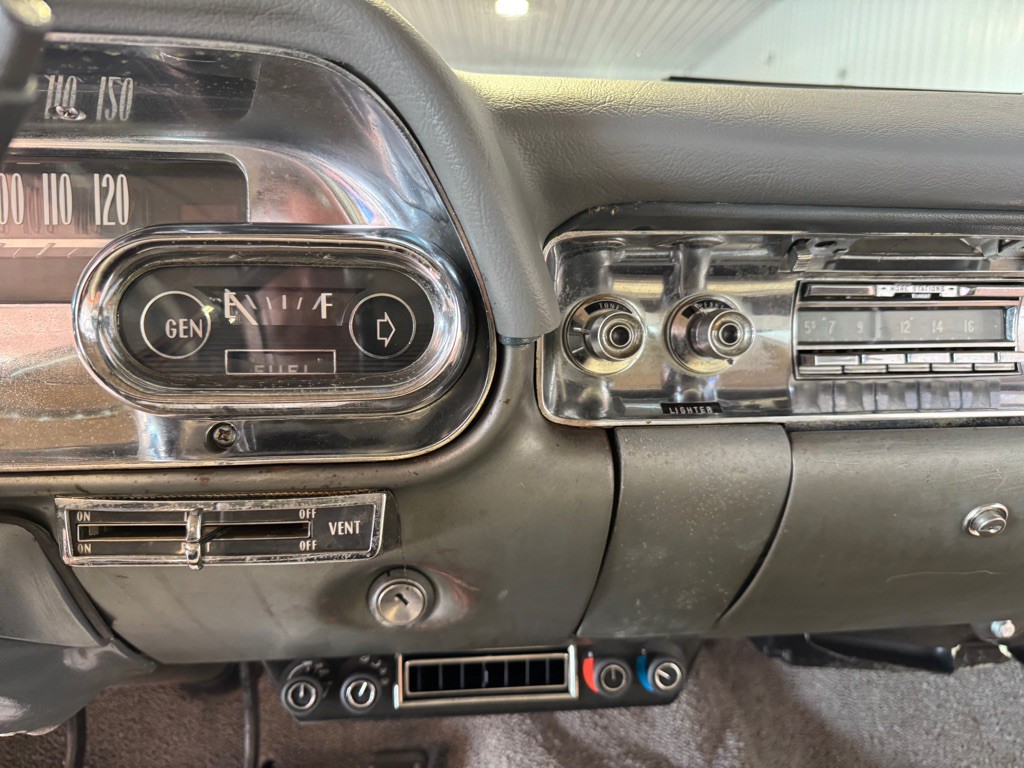 1957 Cadillac DeVille Image 26