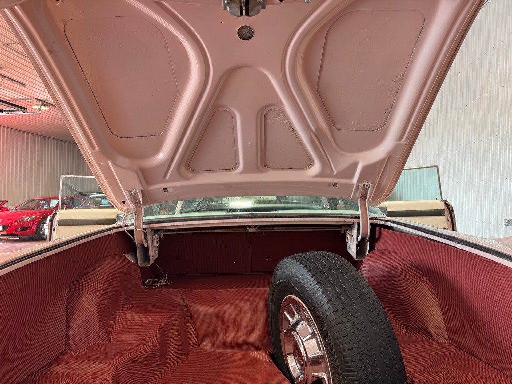 1957 Cadillac DeVille Image 34