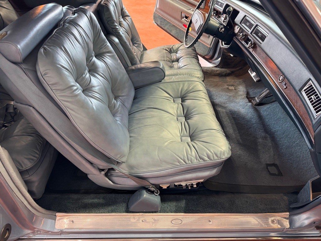 1977 Cadillac Eldorado Image 24