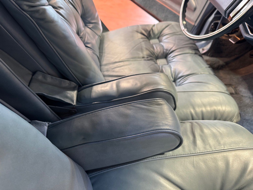 1977 Cadillac Eldorado Image 28